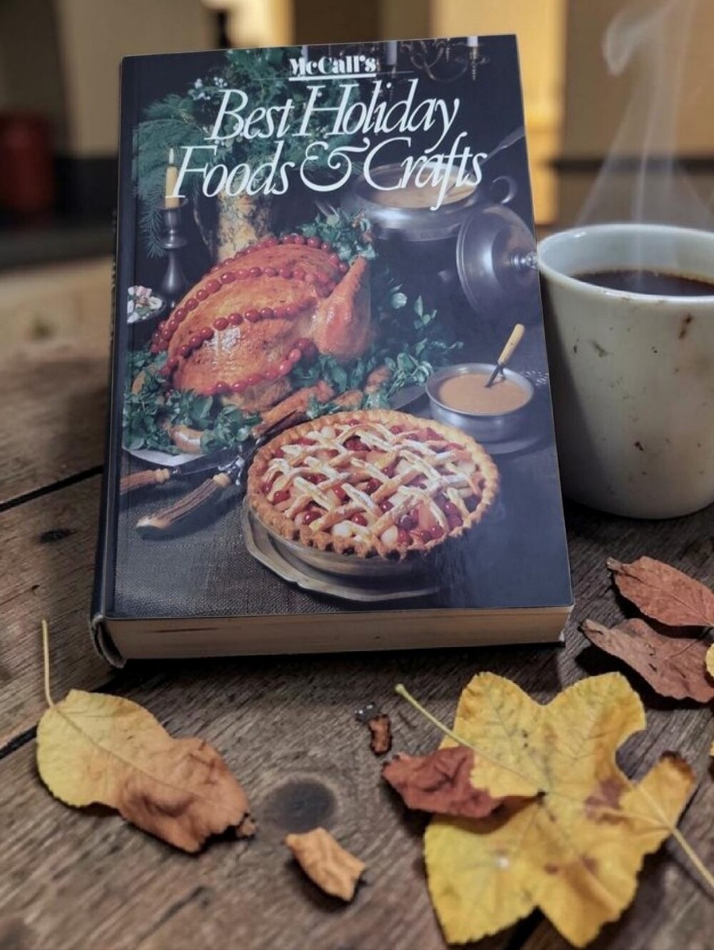 Vintage 1986 McCall's Holiday Foods Crafts Hardcover Cookbook